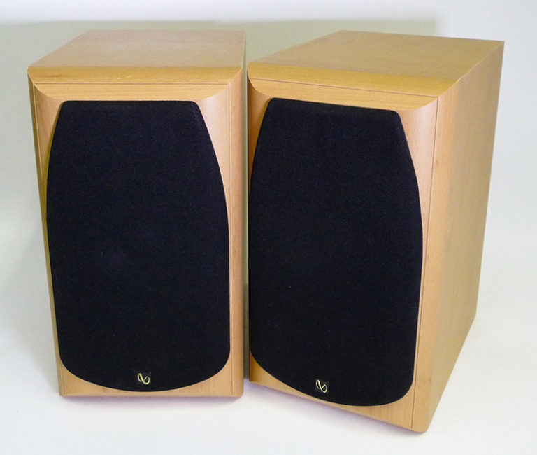 Infinity Alpha 10 - Hifidealer